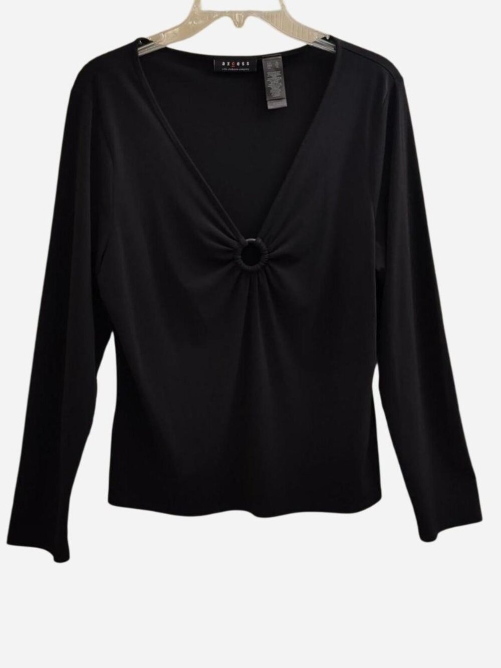 Axcess A Liz Claiborne Women's Black Long-Sleeve V-Neck Ring Detail Top XL
